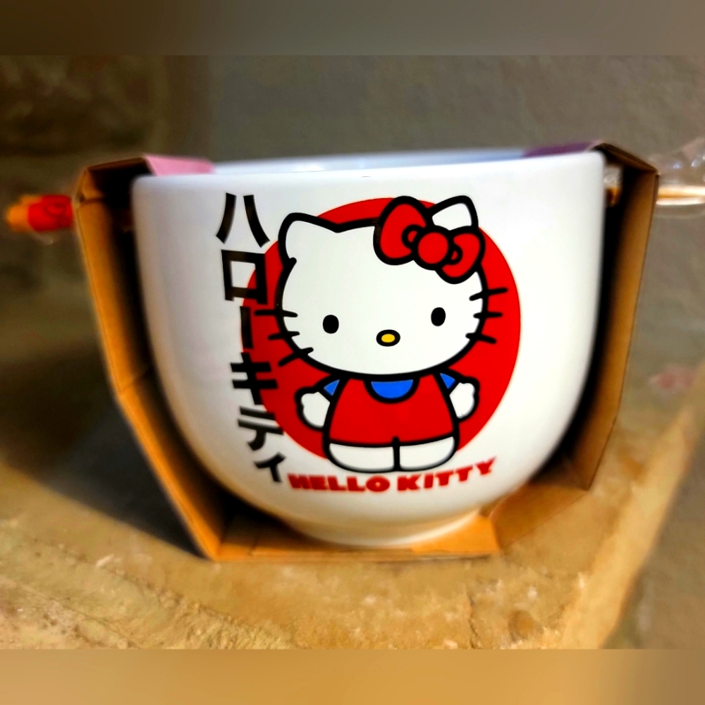 NEW Hello Kitty Ramen Bowl